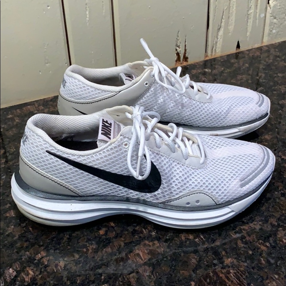 Nike Luna Trainer Sneaker
